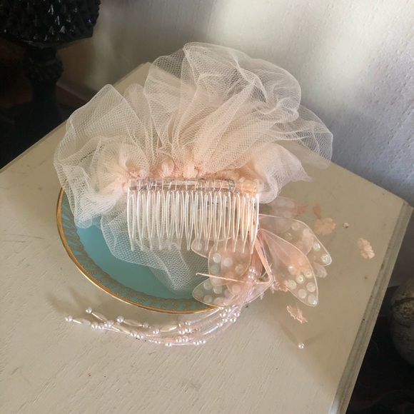 Vintage FASCINATOR w Hair Comb main image 5